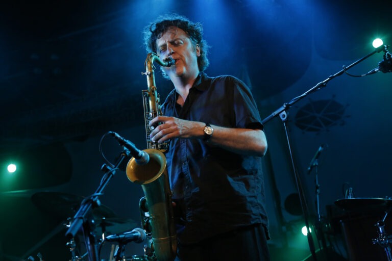 3 Julian Siegel (pic by Maarit Kytoharju)